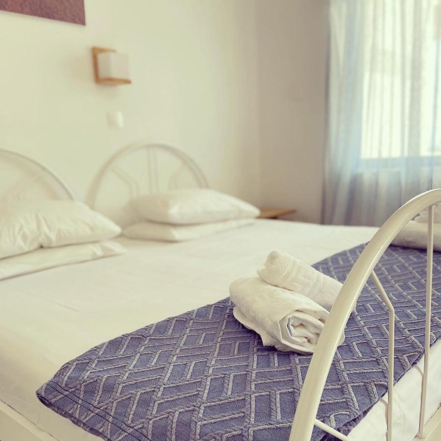 Spanos Apartments Áyios Pétros Eksteriør billede