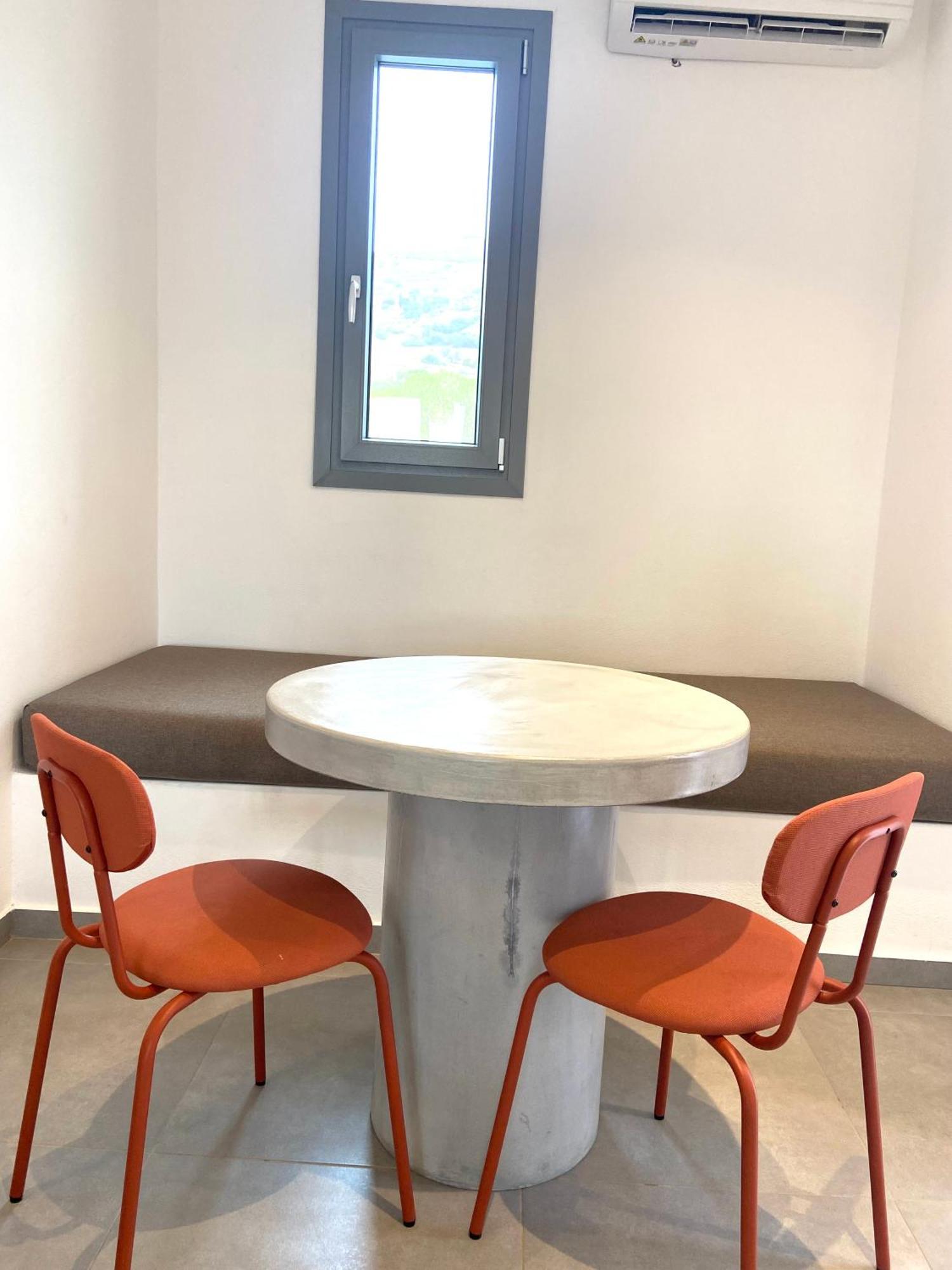 Spanos Apartments Áyios Pétros Eksteriør billede