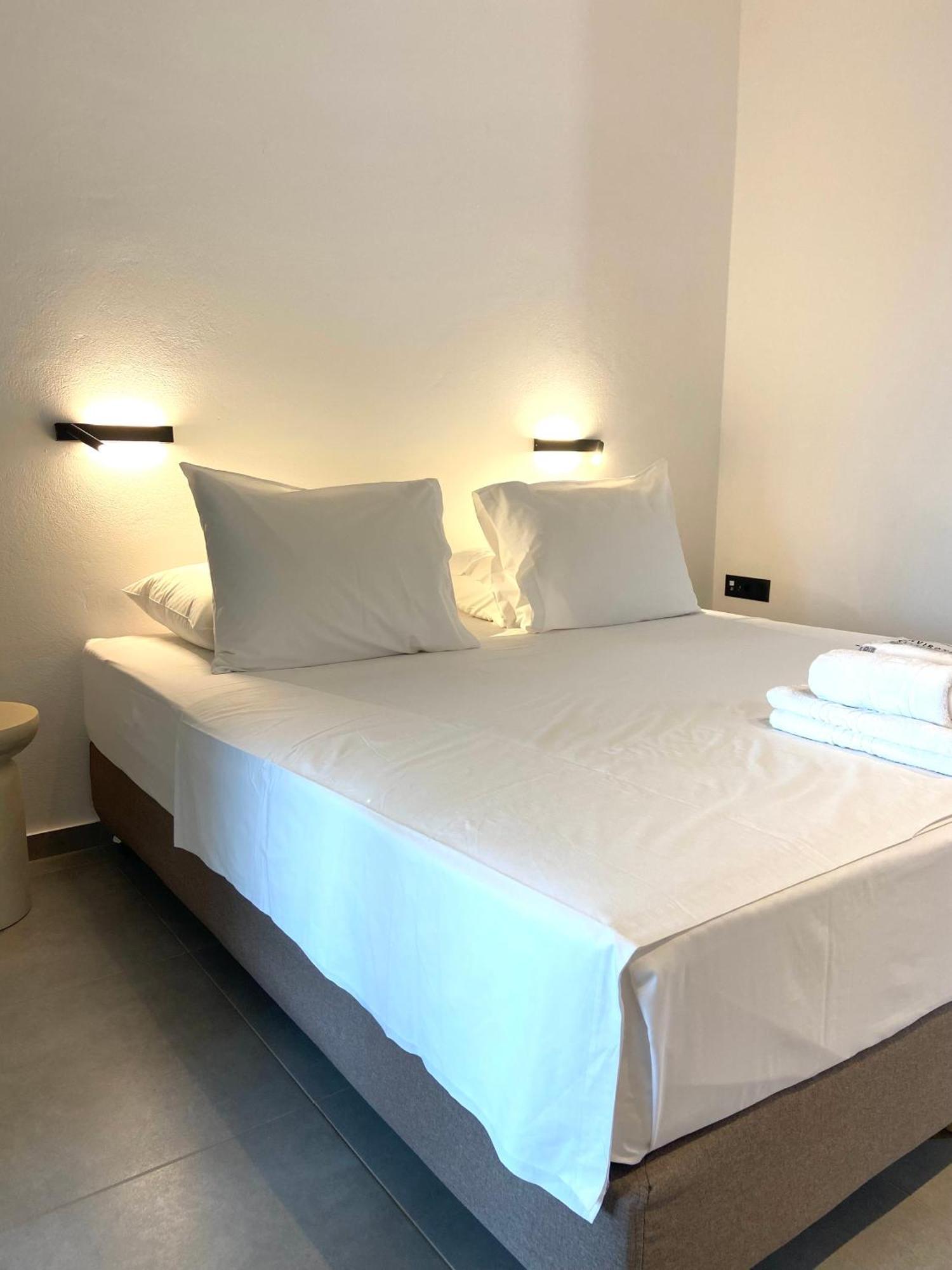 Spanos Apartments Áyios Pétros Eksteriør billede
